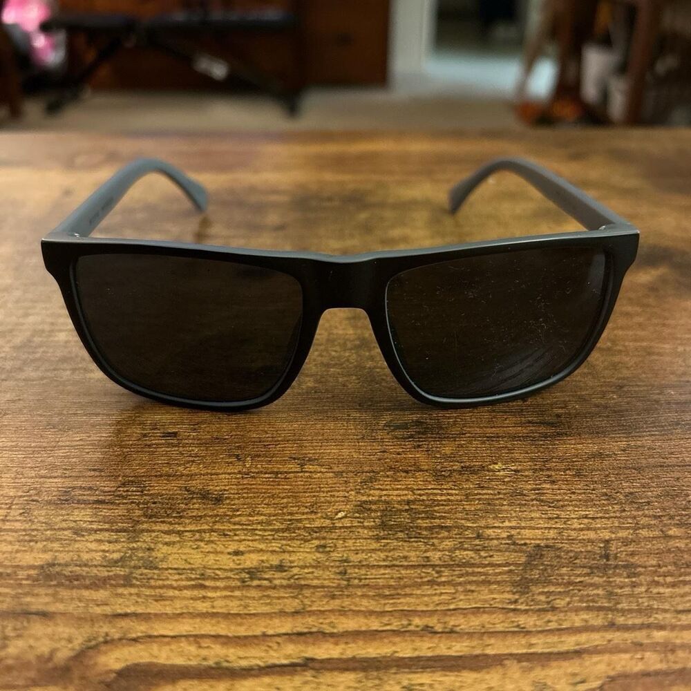 New Balance Men's Black Sunglasses